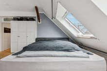 Schlafzimmer Dachgeschoss-Highlight mit 3 Zimmern, Kamin & gro�er Terrasse im Herzen von Steglitz