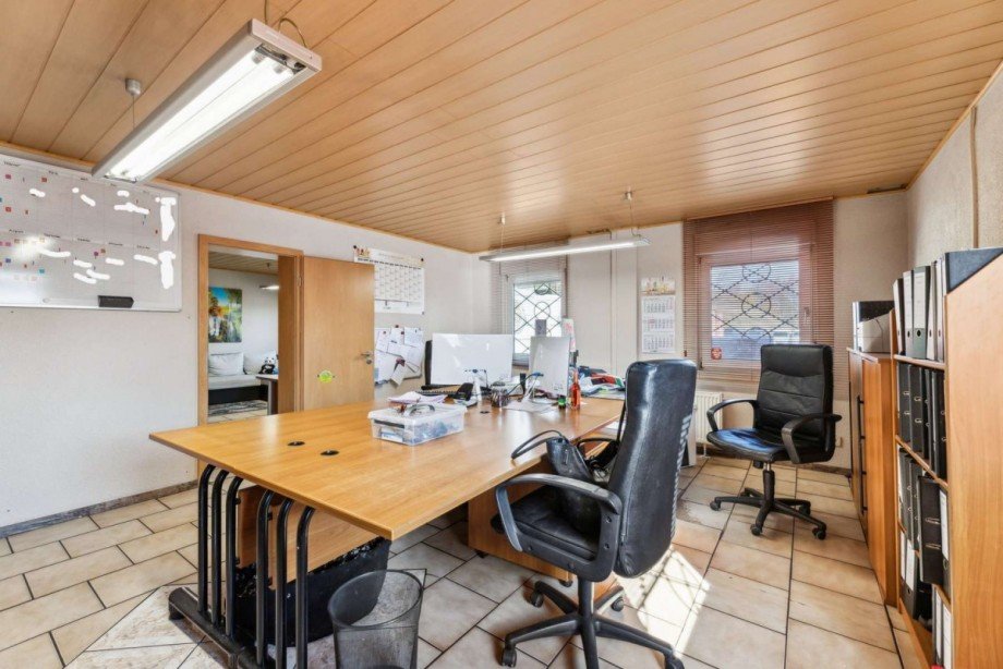 B�ro Halle / Lager / Produktion L�wenberger Land