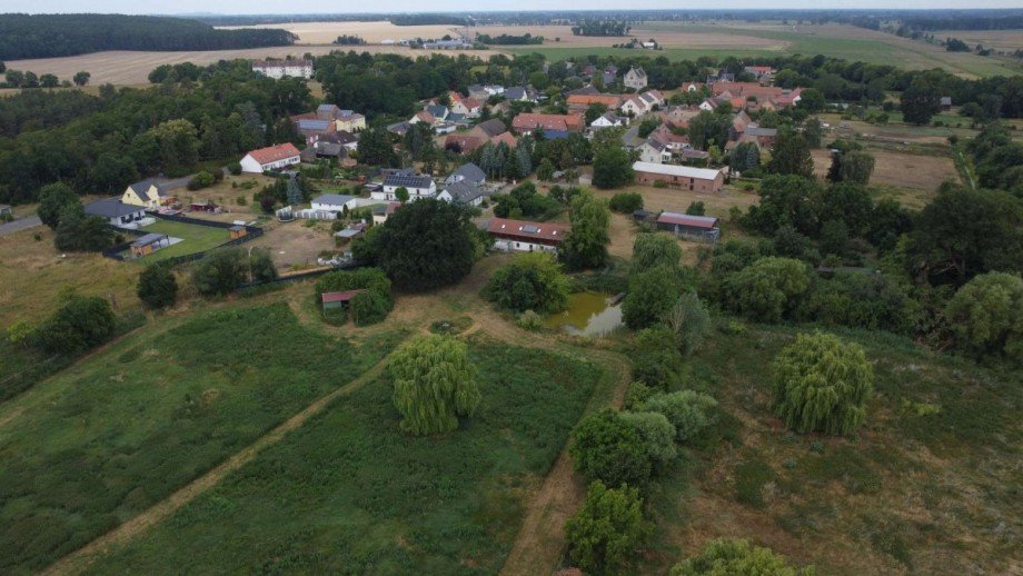 Drohnenbild Zweifamilienhaus Wiesenaue
