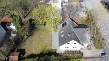 Drohnenbild Modernes und familienfreundliches Einfamilienhaus mit gro�em Garten