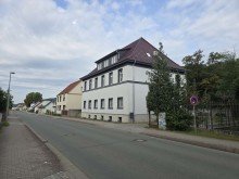 Stra�enansicht Vollvermietetes und saniertes Mehrfamilienhaus mit Vollkeller
