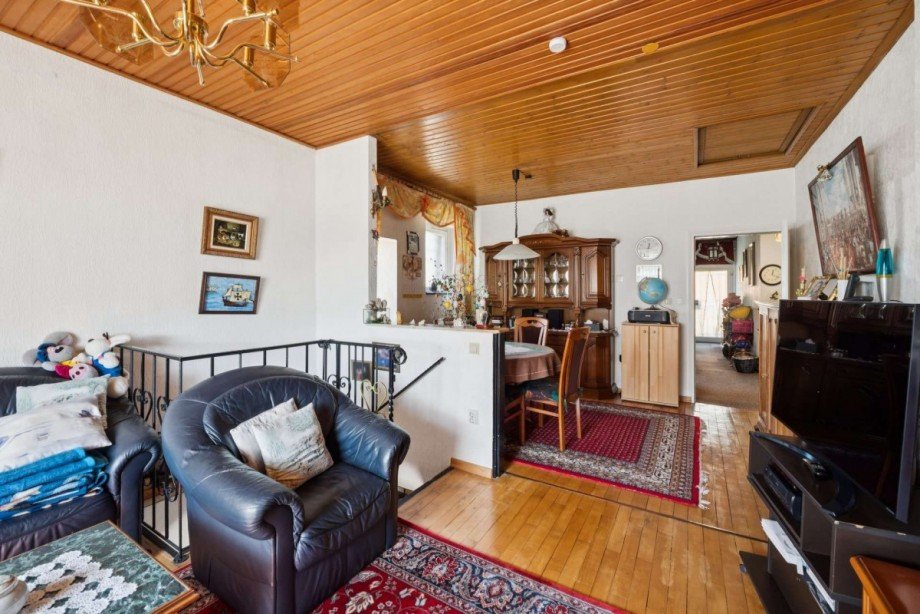 Wohnzimmer mit Treppe Einfamilienhaus Berlin