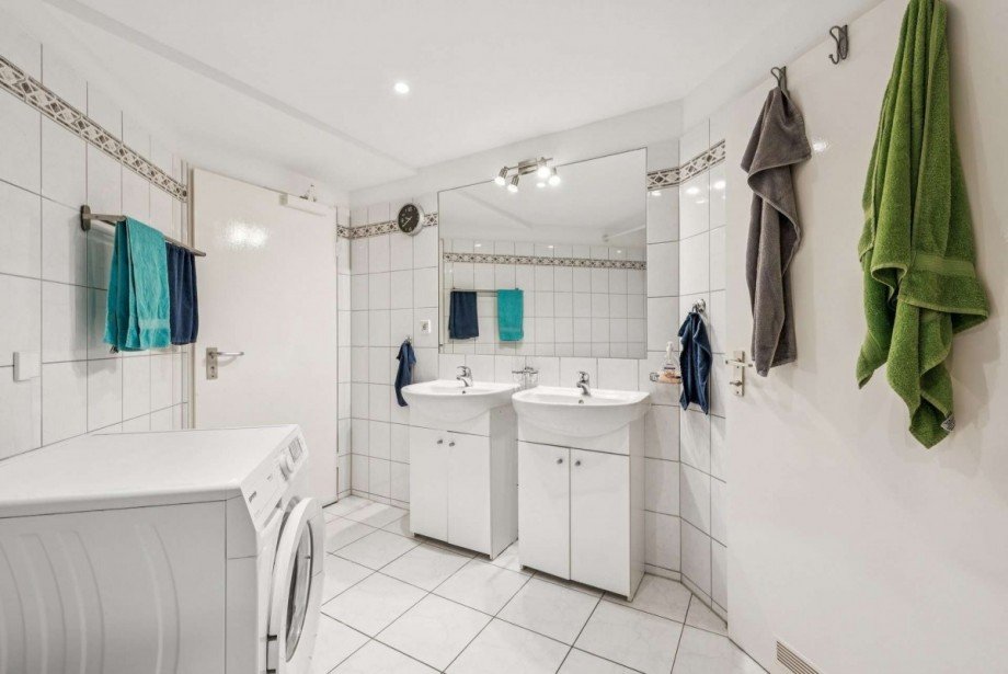 Badezimmer Souterrain Maisonettewohnung Berlin