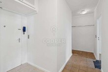 Flur Frisch renovierte 2-Zimmer Erdgeschosswohnung mit Balkon