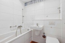 Badezimmer Frisch renovierte 2-Zimmer Erdgeschosswohnung mit Balkon