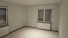 Zimmer aktuell Familienfreundlicher Bungalow mit Pool in idyllischer Lage