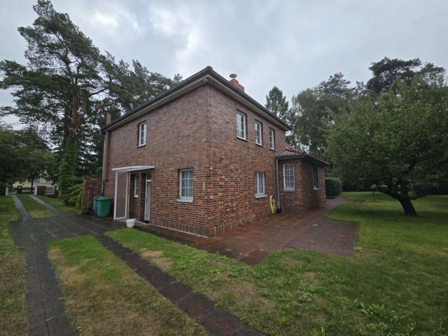 R�ckansicht Zweifamilienhaus Zeuthen