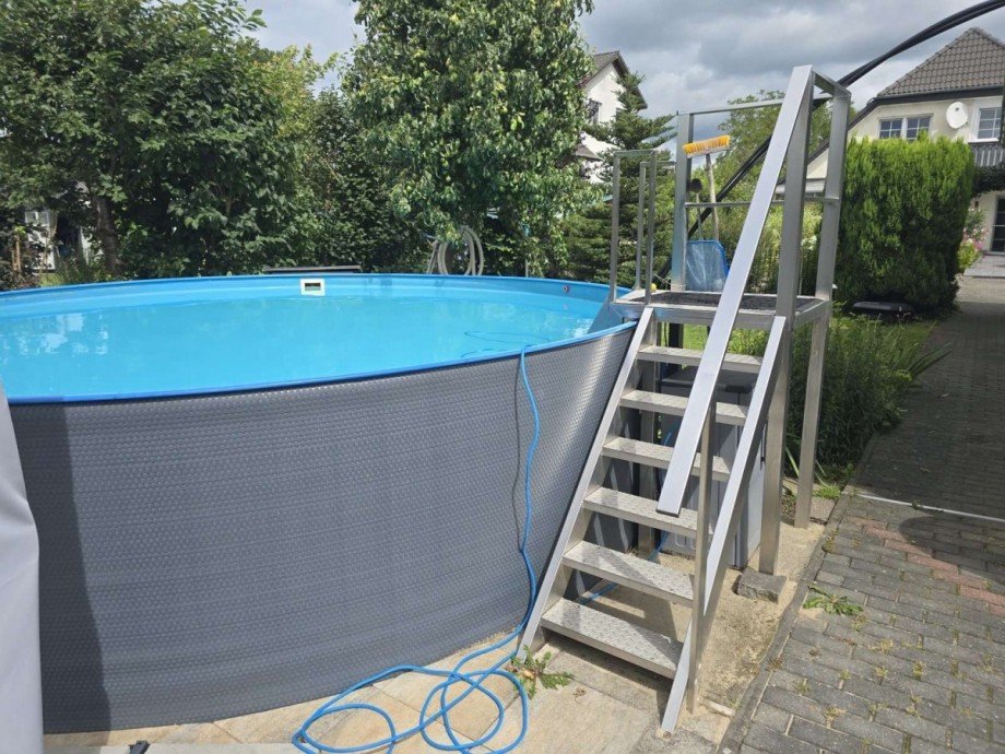 Pooltreppe Einfamilienhaus Kremmen