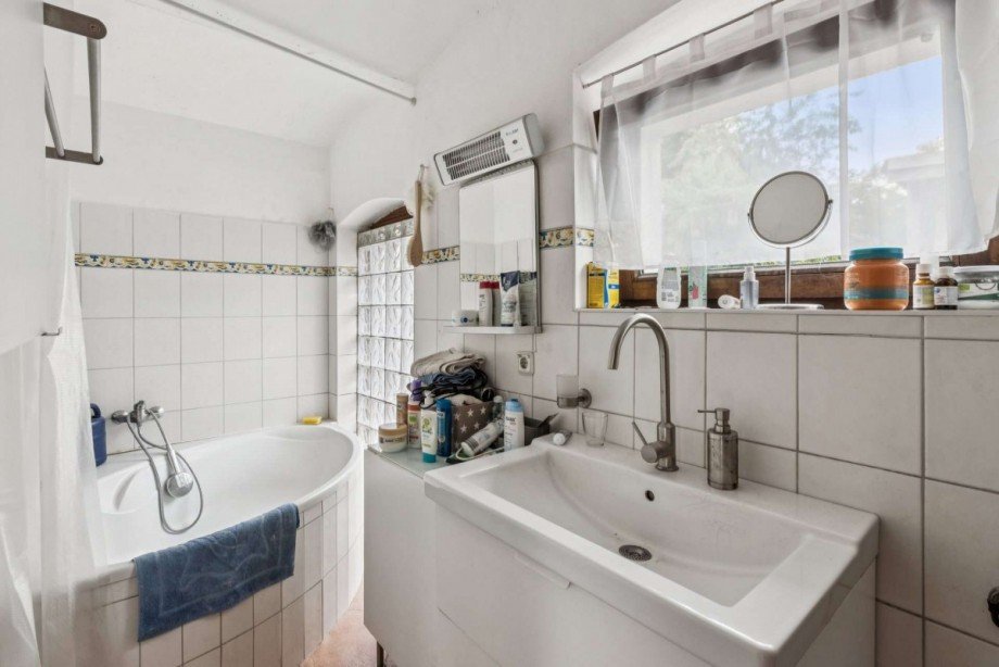 Bad EG Zweifamilienhaus Wiesenaue