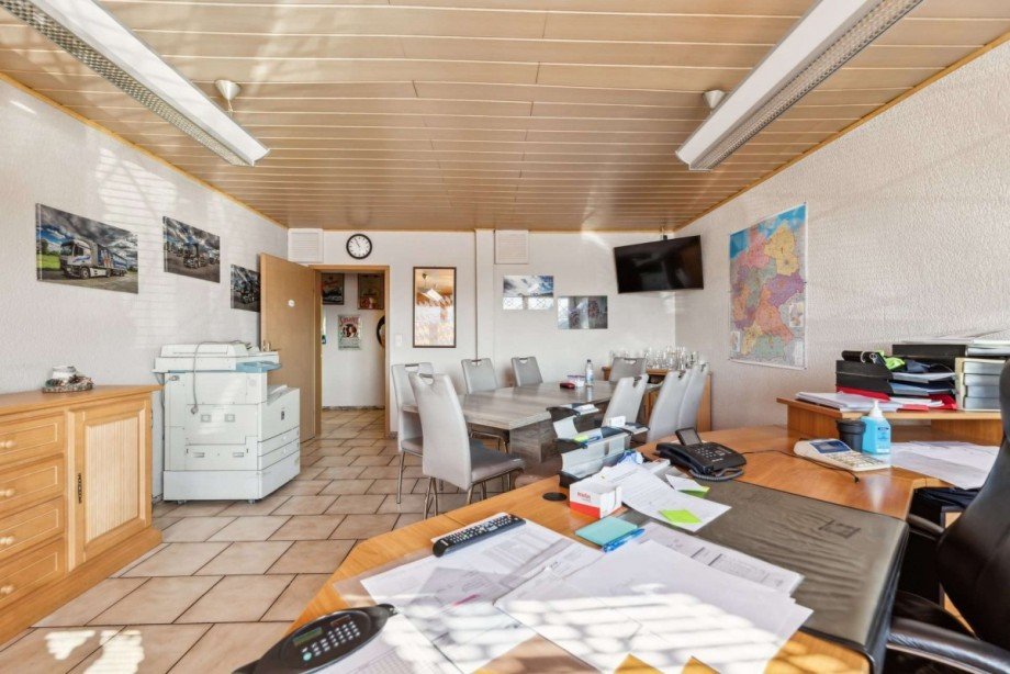 B�ro Halle / Lager / Produktion L�wenberger Land