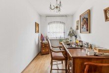 Zimmer Sch�nes Ein- bis Zweifamilienhaus von Weber mit Sauna, Garage und Vollkeller