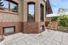 Erker Sch�nes Ein- bis Zweifamilienhaus von Weber mit Sauna, Garage und Vollkeller