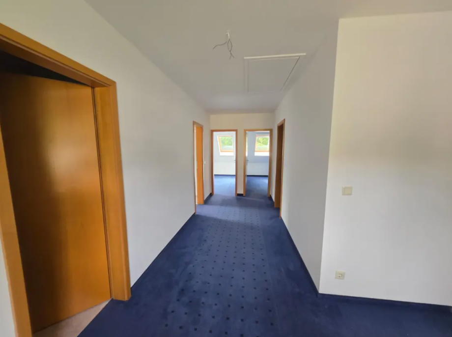 Flur DG Einfamilienhaus Brieselang