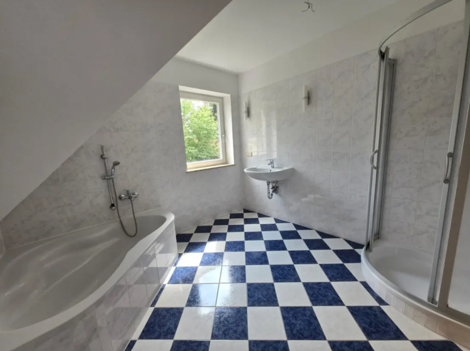 Badezimmer Einfamilienhaus Brieselang