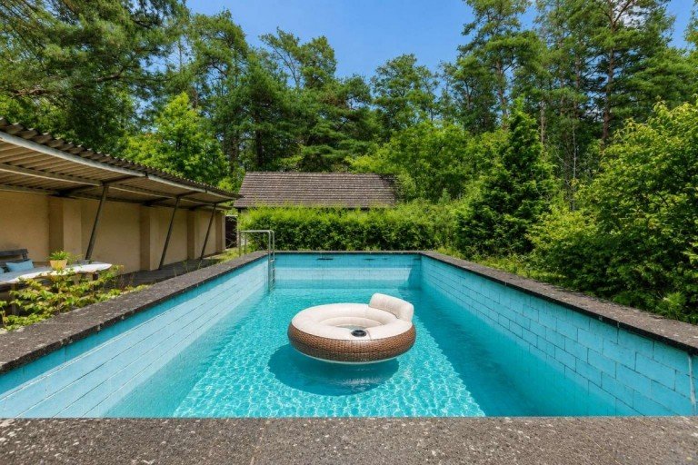 Pool (Virtualisierung) Borkwalde Einfamilienhaus Gem�tliches Kleinhaus mit Pool und viel Nebengelass auf gro�em Grundst�ck