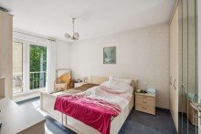 Schlafzimmer Sehr h�bsche 3-Zimmer Eigentumswohnung mit Balkon und Tiefgarage