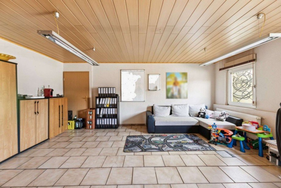 Ruheraum Halle / Lager / Produktion L�wenberger Land