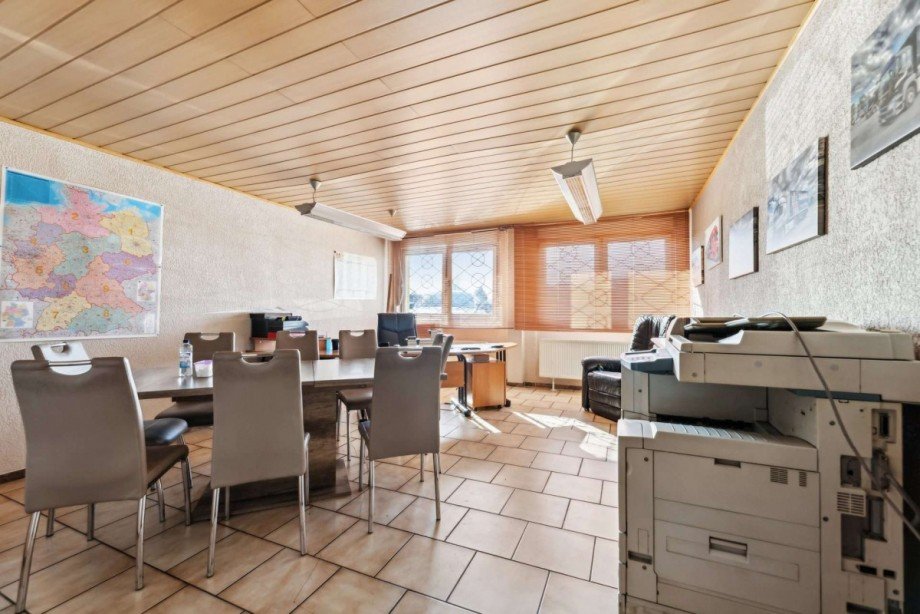 B�ro Halle / Lager / Produktion L�wenberger Land