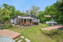 Terrasse Familienfreundlicher Bungalow mit Pool in idyllischer Lage