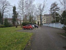 Hof Frisch renovierte 2-Zimmer Erdgeschosswohnung mit Balkon